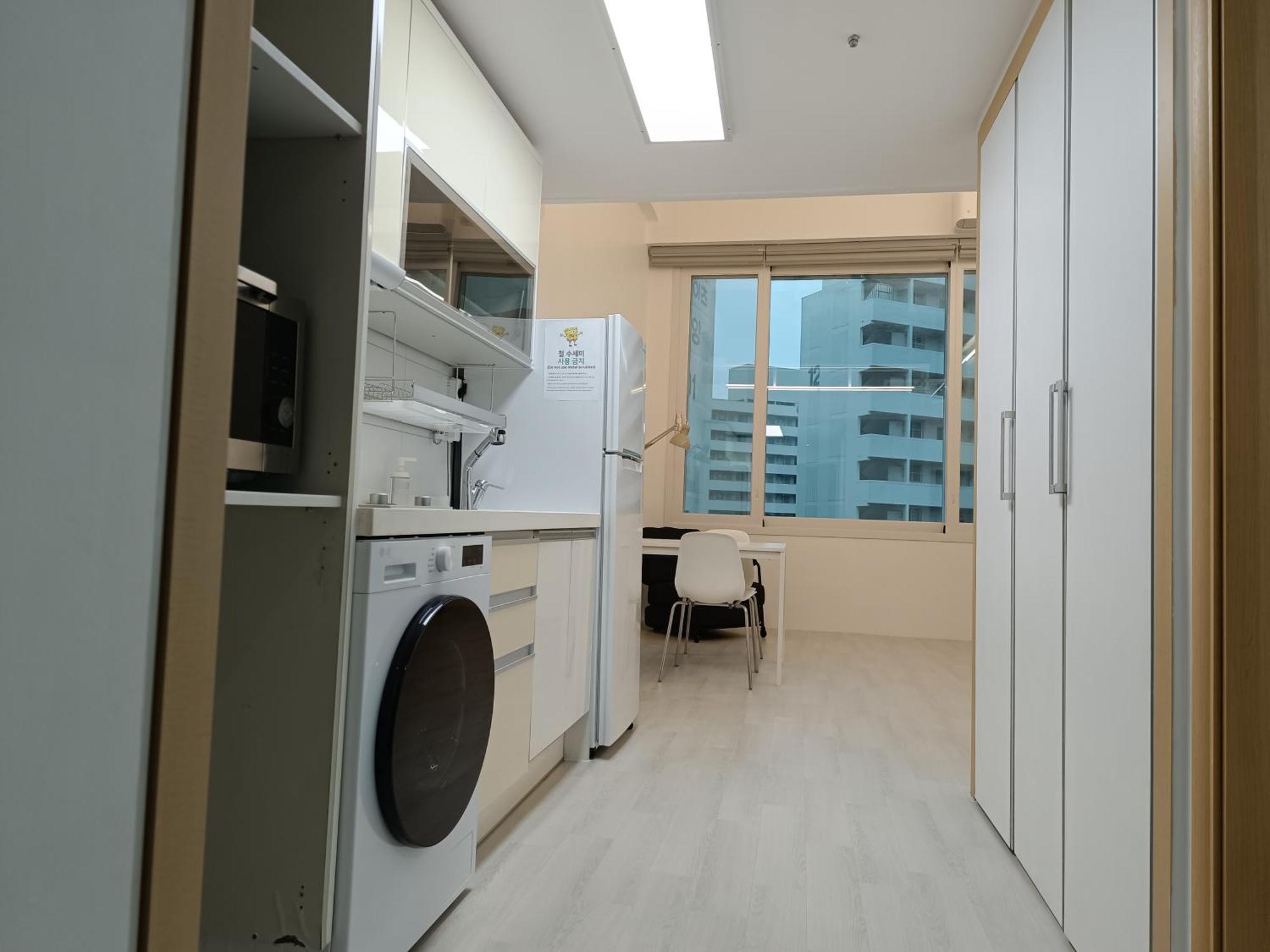 Minimalism 6 Next To Gimpo Airport Appartement *